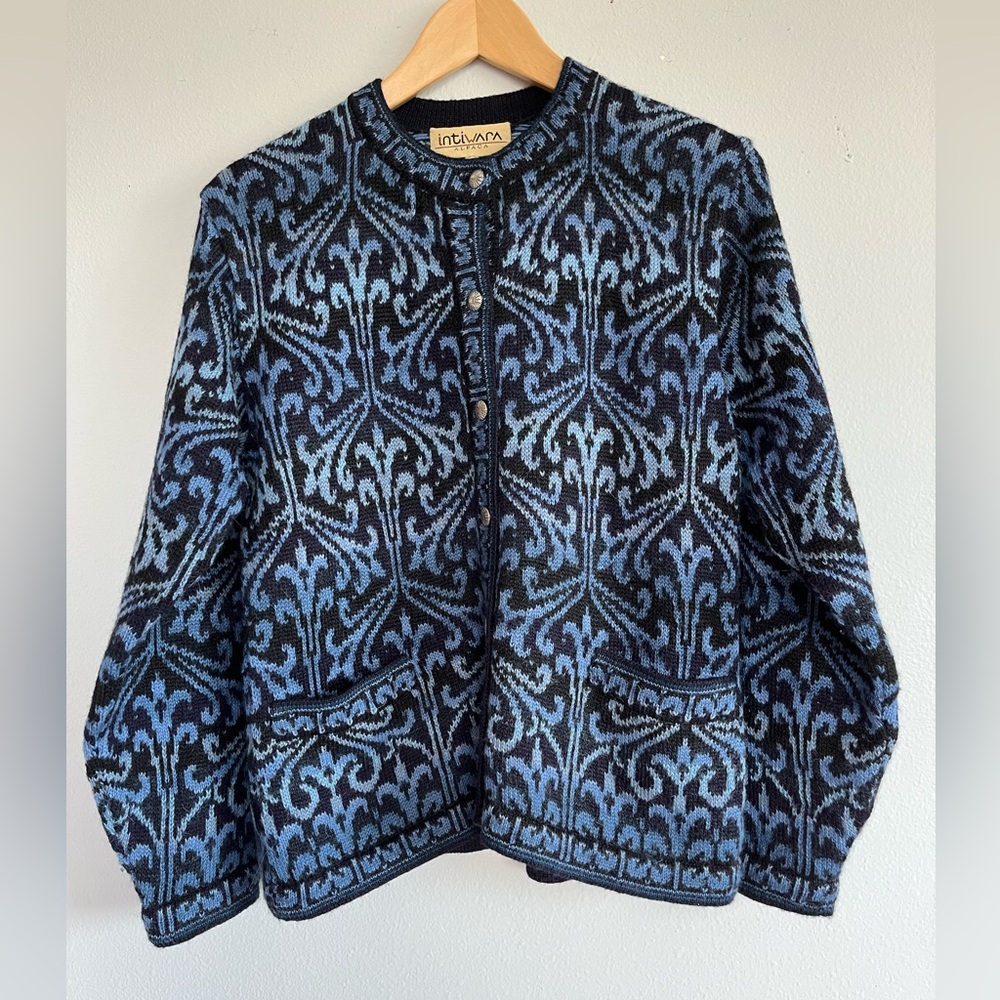 Women's Intiwara Handmade Alpaca Wool Blue Damask Cardigan Sz M Button Up
